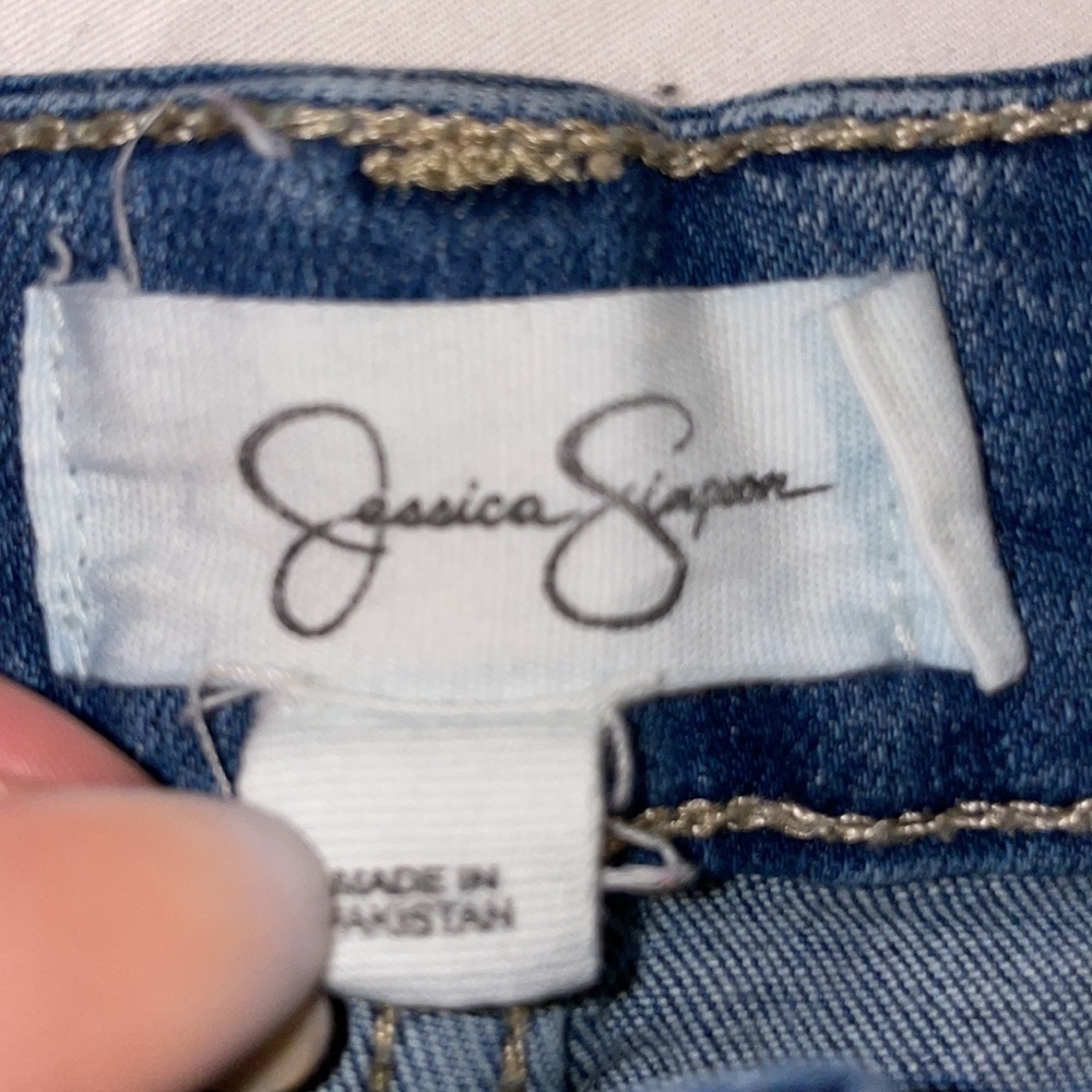 Jessica Simpson Cherish Bermuda Walking Denim Shorts - Picture 4 of 10